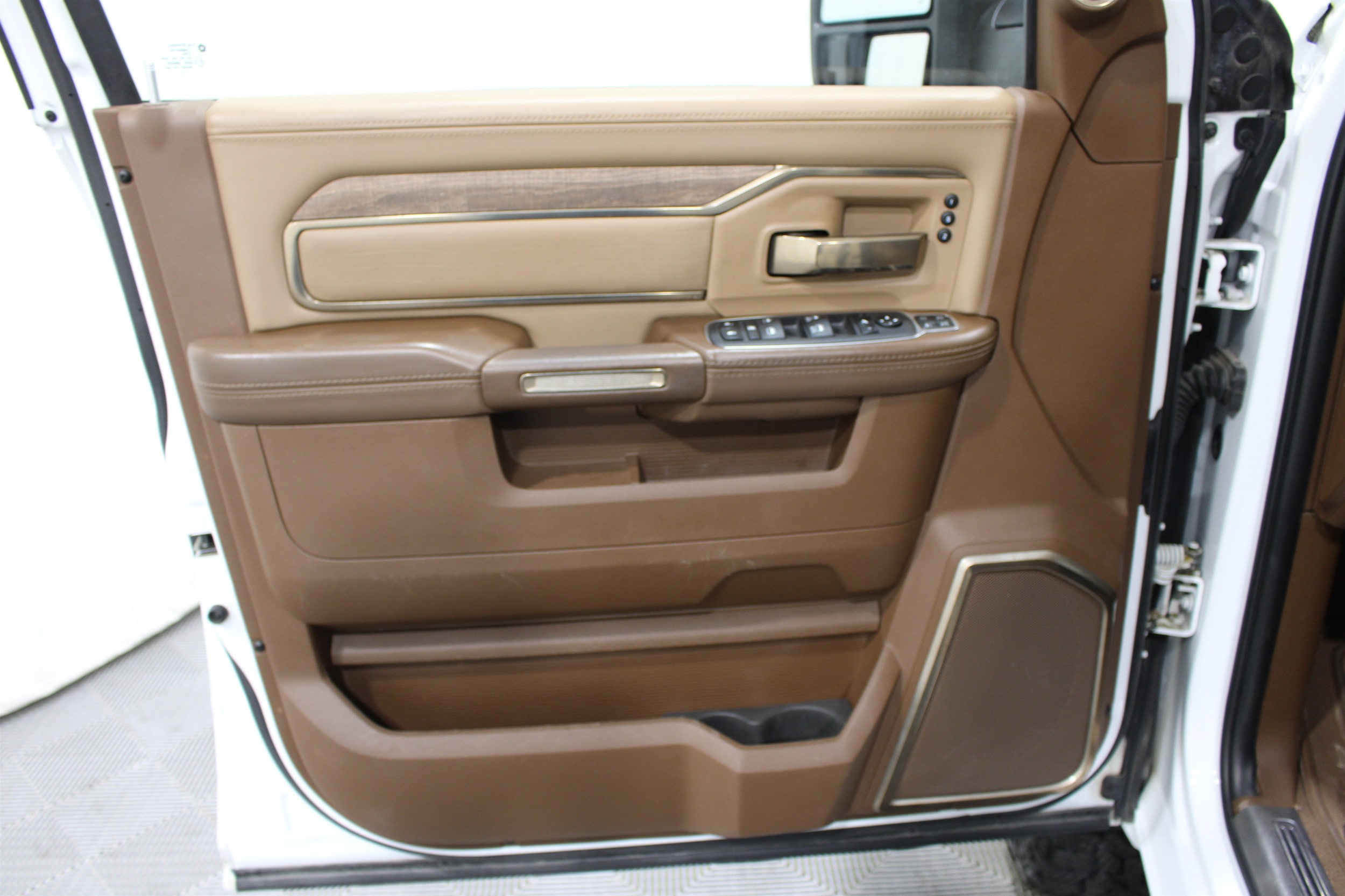 2024 RAM Ram 2500 Pickup Laramie Longhorn - Photo 6