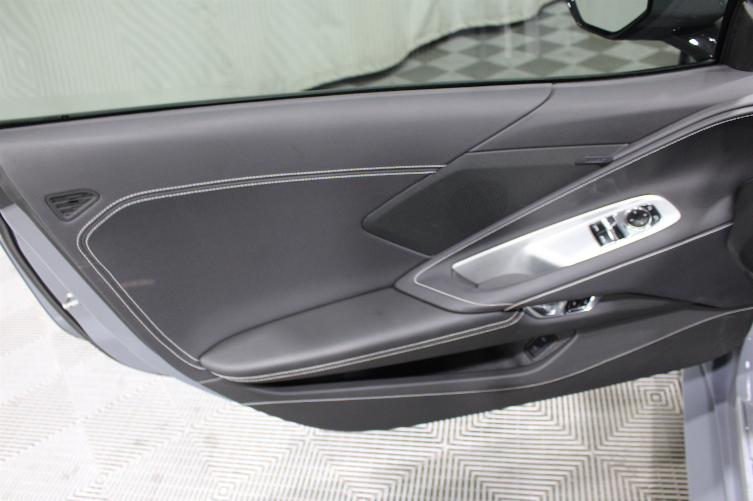 2024 Chevrolet Corvette 1LT - Photo 6