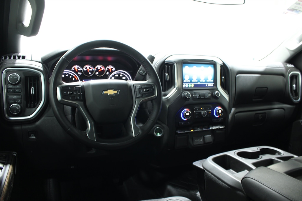 Used 2021 Chevrolet Silverado 1500 LT Truck Crew Cab