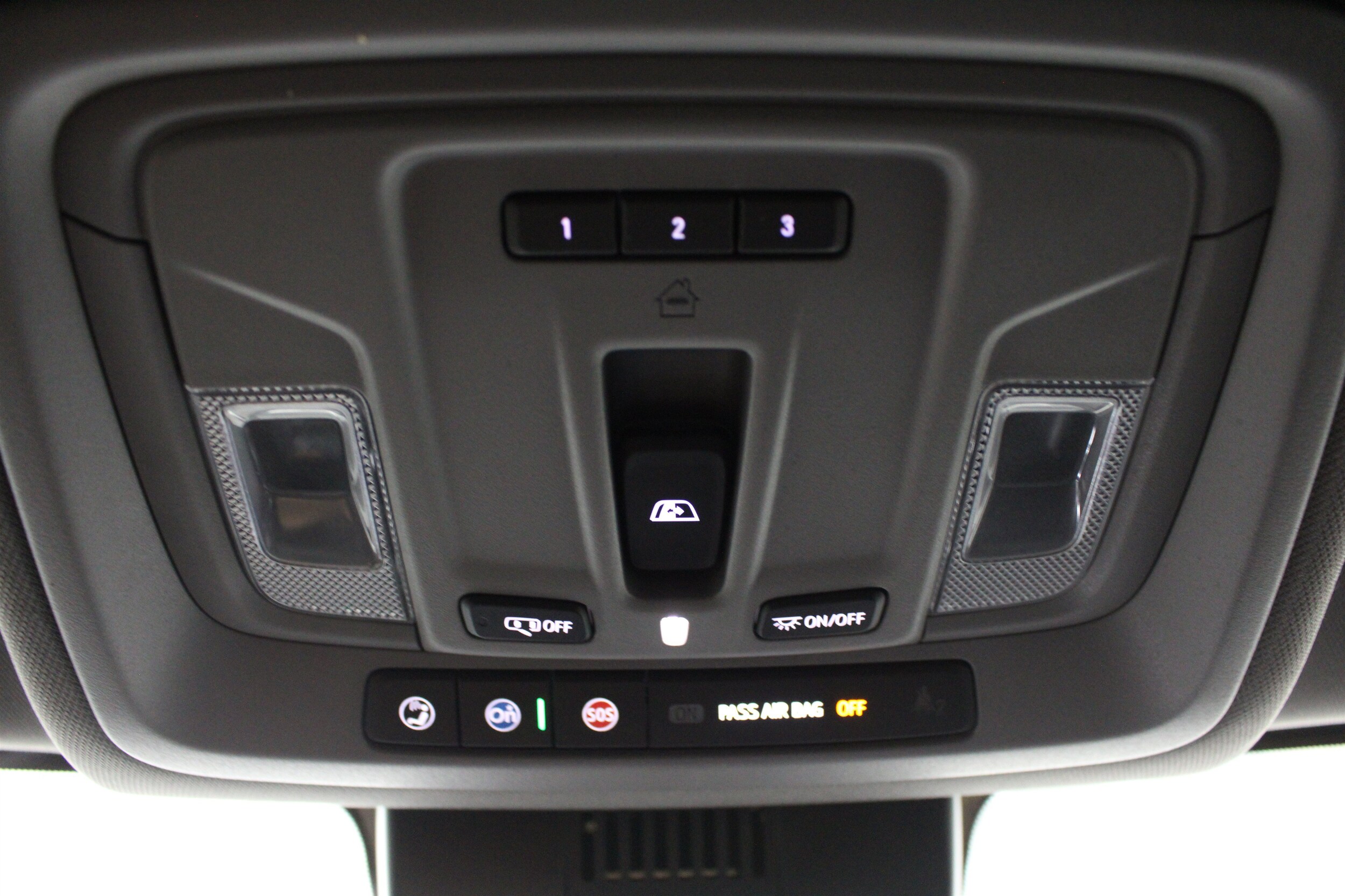 2024 Chevrolet Silverado 2500HD LTZ - Photo 18