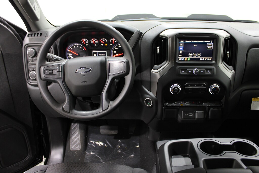 New 2026 Chevrolet Silverado 1500 Custom Trail Boss Crew Cab Pickup