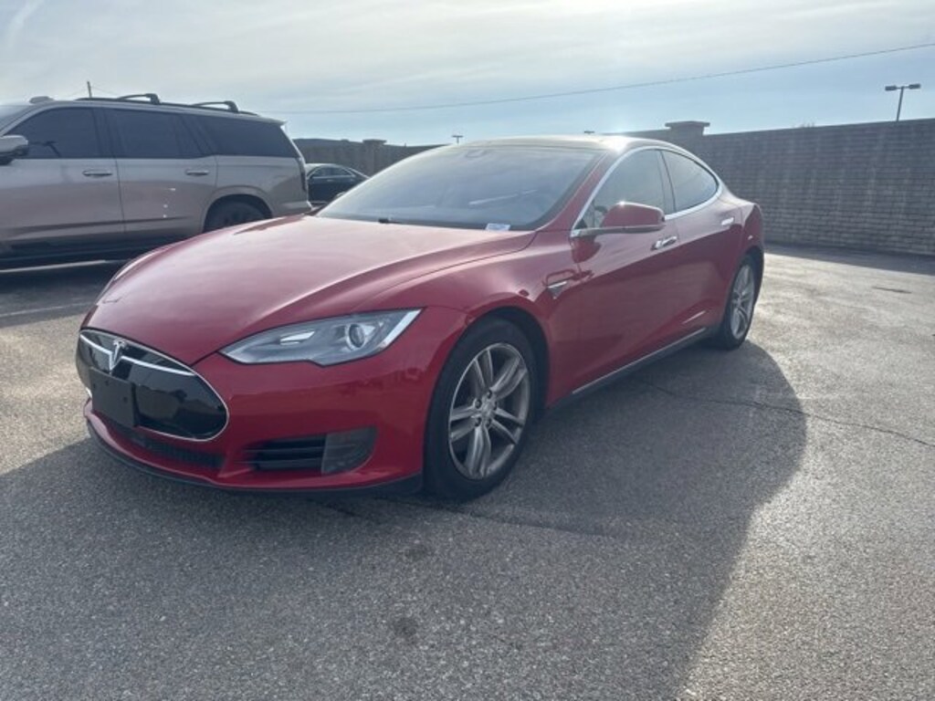 Used 2015 Tesla Model S 60 (DISC) Sedan