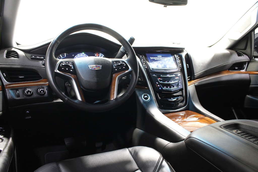 Used 2019 Cadillac Escalade Premium Luxury SUV
