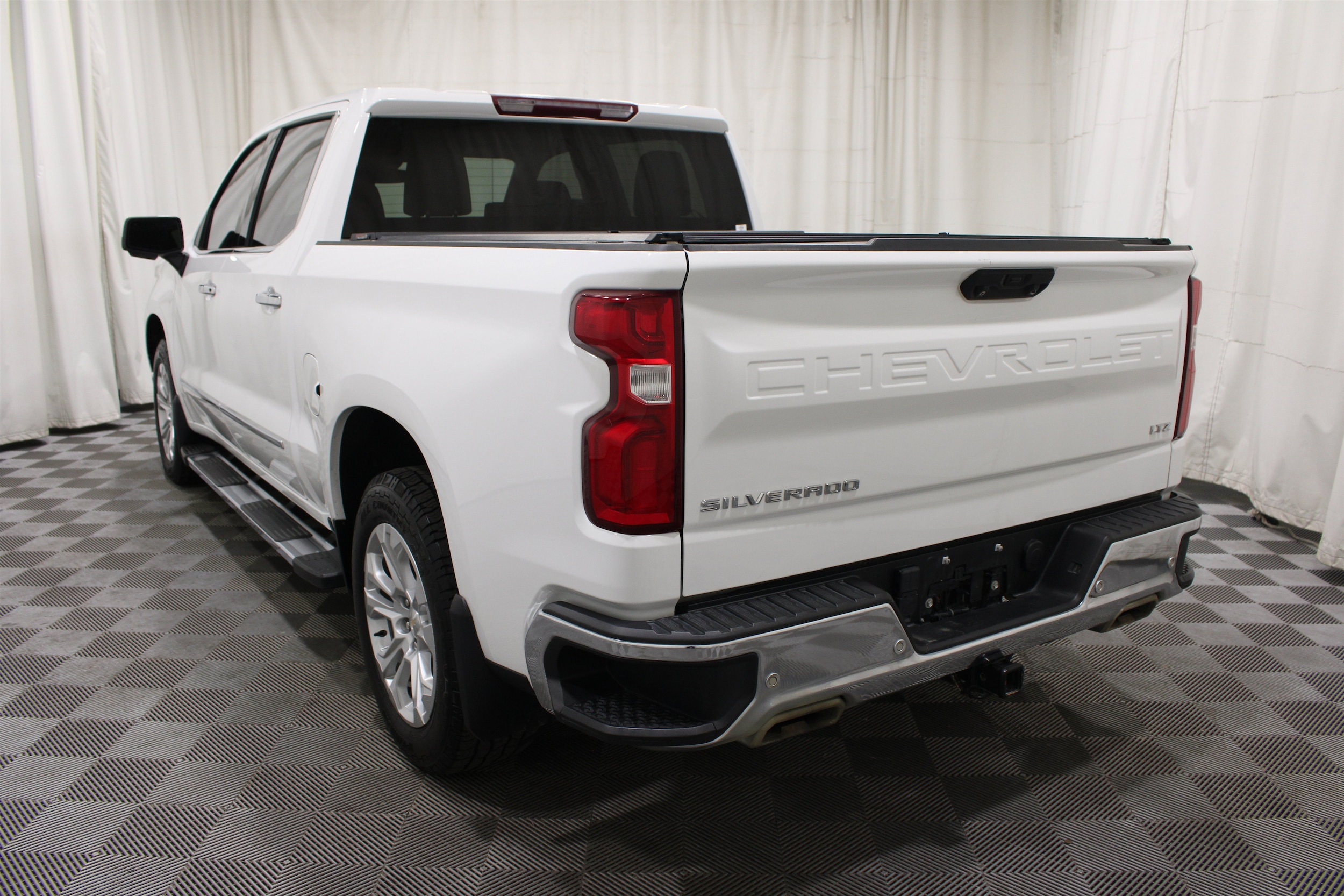 2022 Chevrolet Silverado 1500 LTZ - Photo 32
