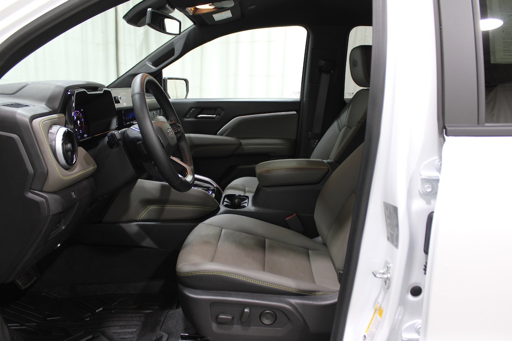 Used 2024 Chevrolet Colorado ZR2 Truck Crew Cab