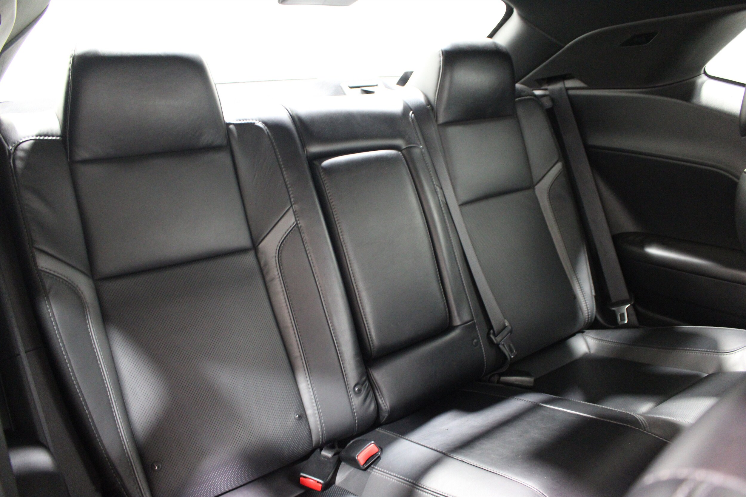 2015 Dodge Challenger R/T - Photo 21