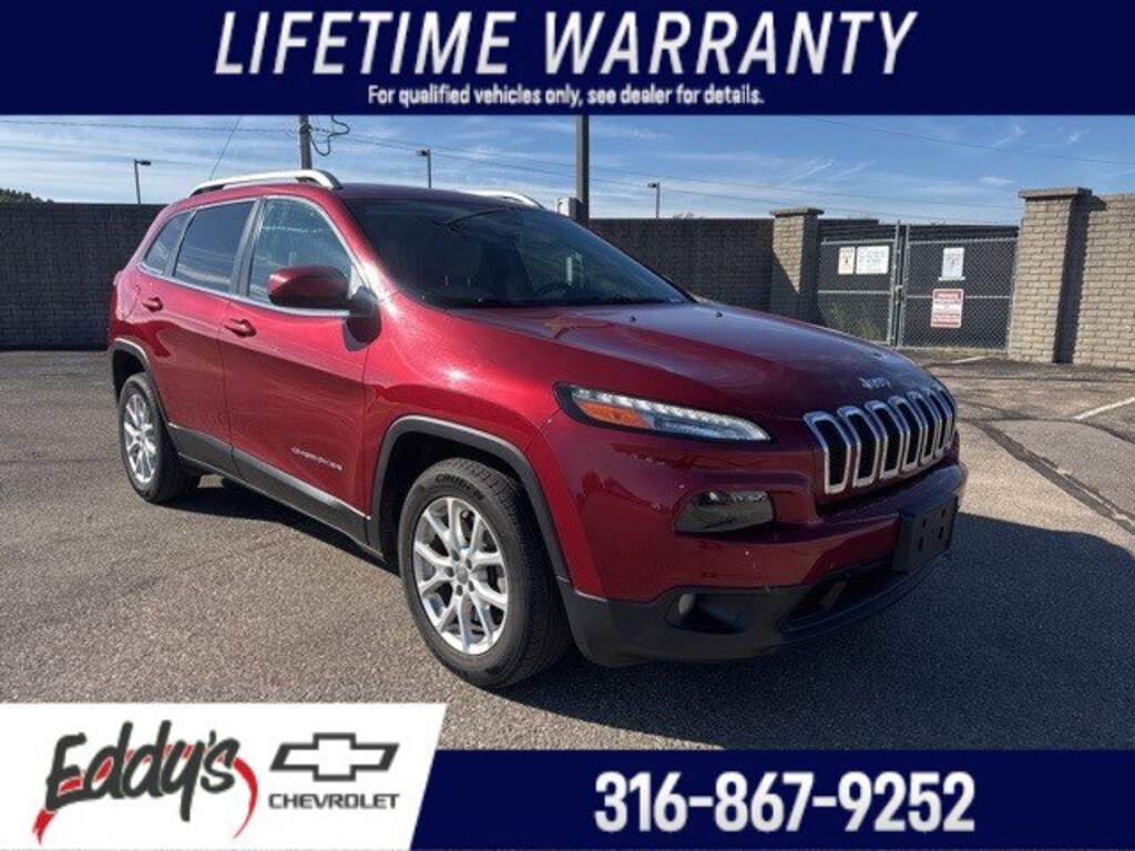 Used 2015 Jeep Cherokee Latitude FWD SUV