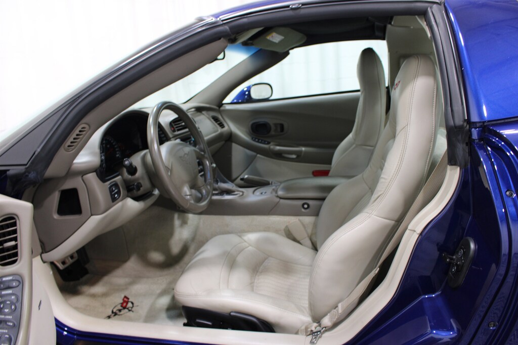 Used 2004 Chevrolet Corvette Base Coupe