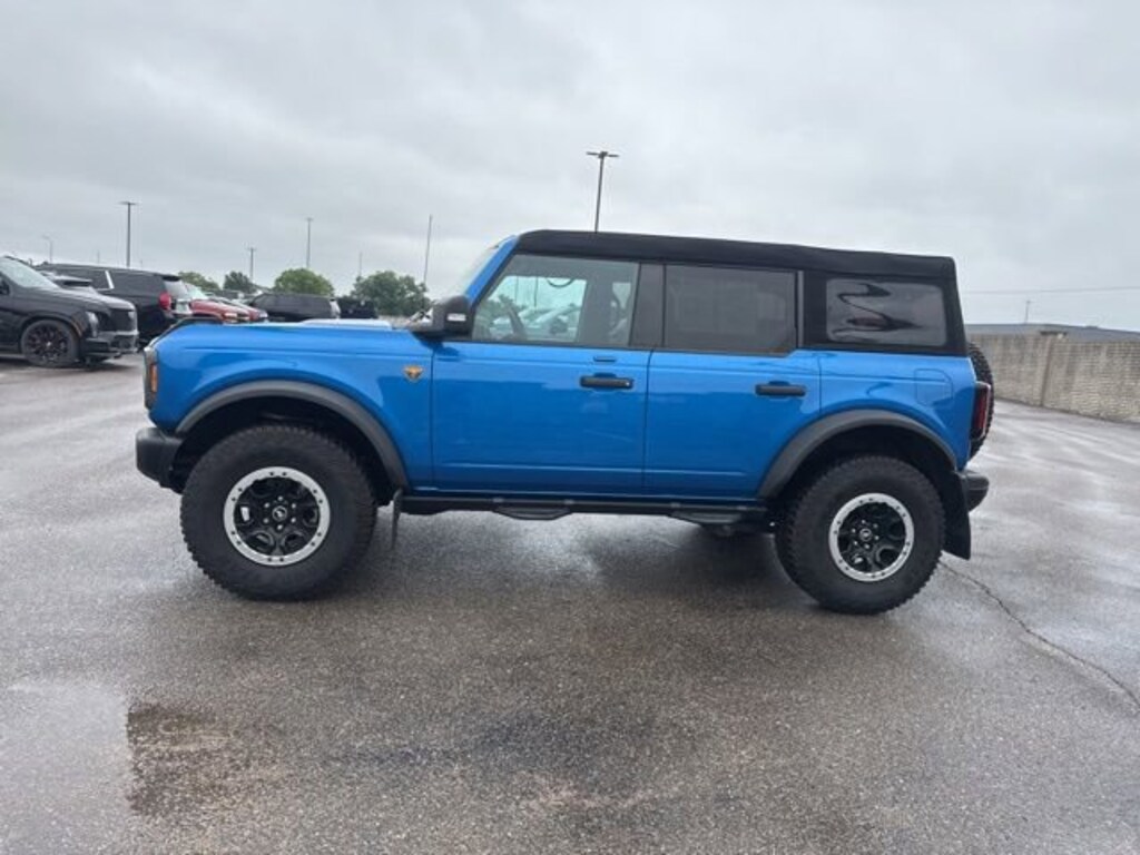 Used 2023 Ford Bronco SUV