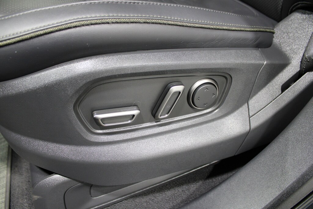 Used 2024 Rivian R1S SUV