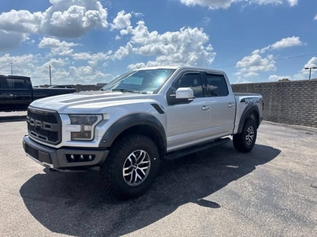 Used 2017 Ford F-150 Raptor Truck SuperCrew Cab