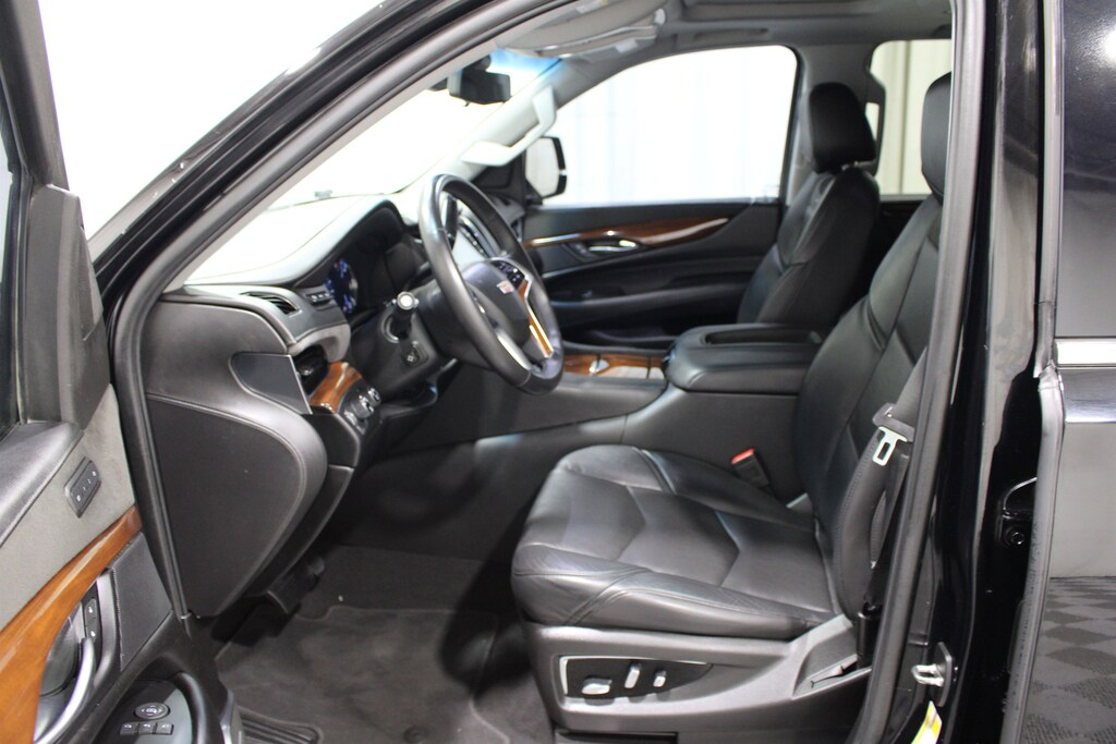 Used 2019 Cadillac Escalade Premium Luxury SUV