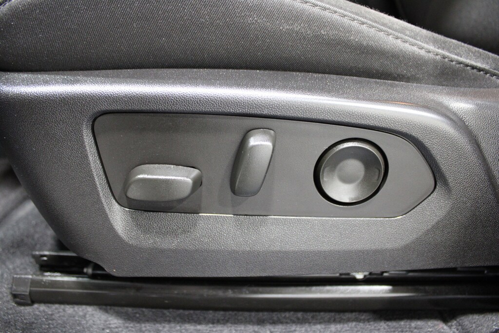 Used 2024 Chevrolet Colorado Trail Boss Truck Crew Cab