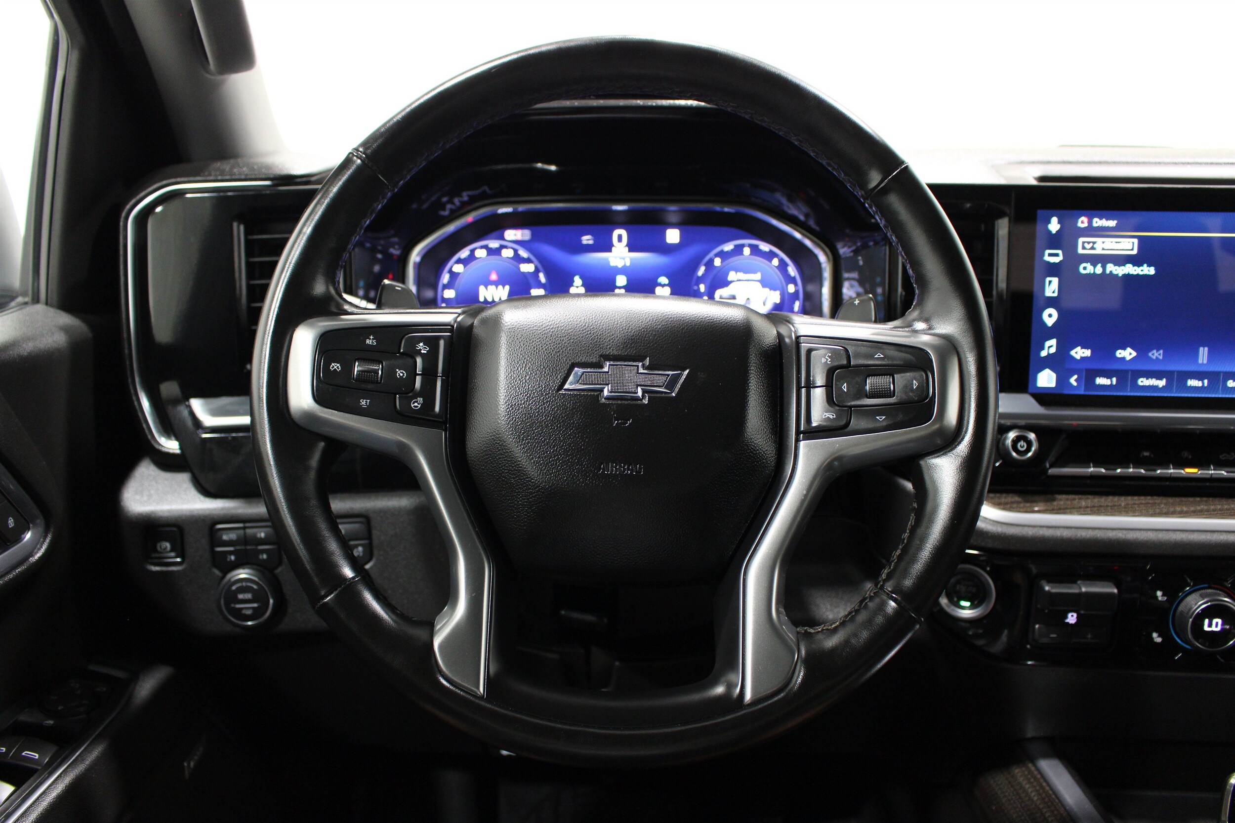 2025 Chevrolet Silverado 1500 LT Trail Boss - Photo 11