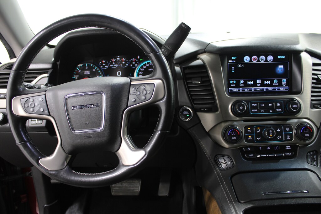 Used 2020 GMC Yukon XL Denali SUV