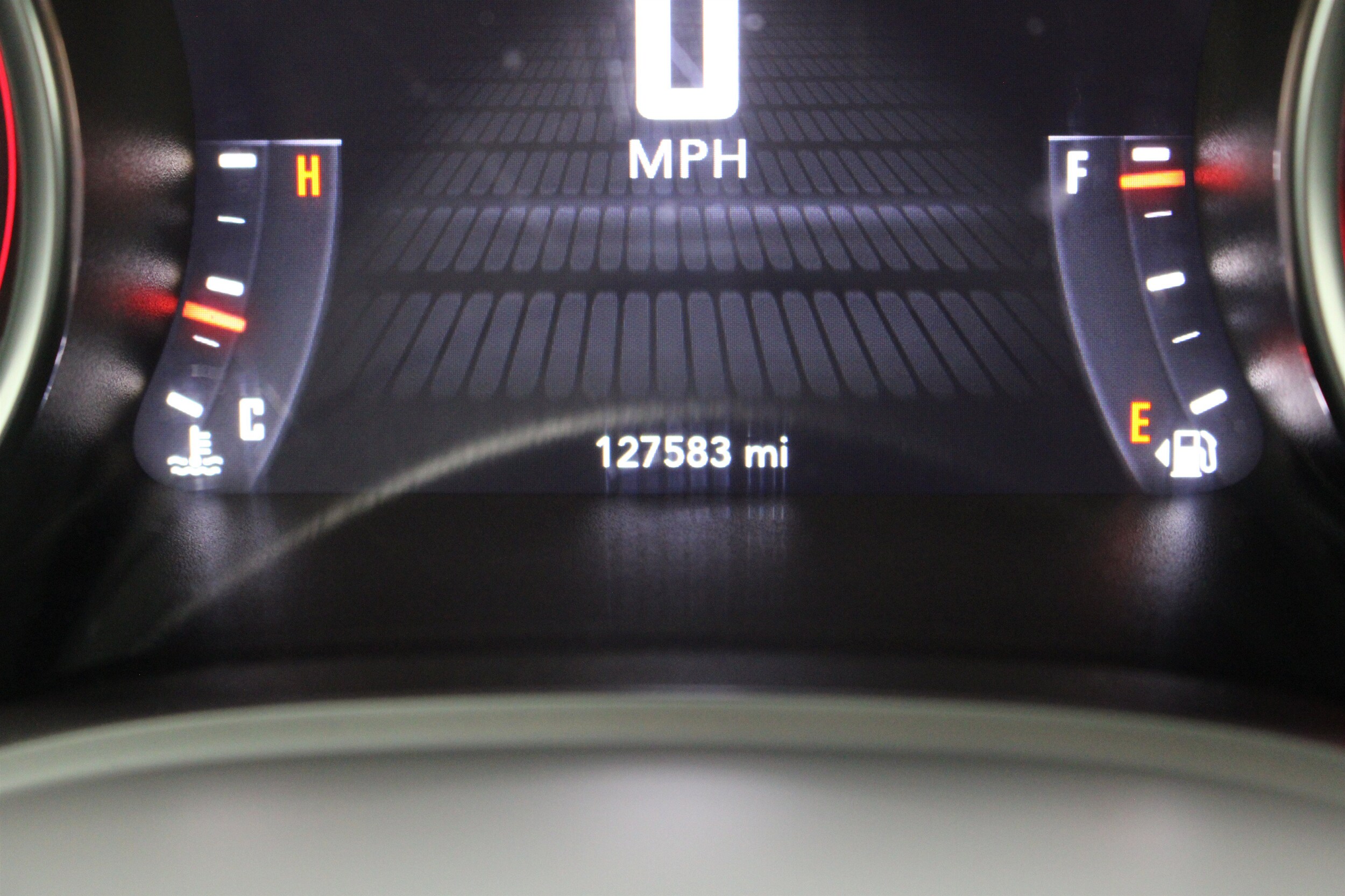 2015 Dodge Challenger R/T - Photo 13