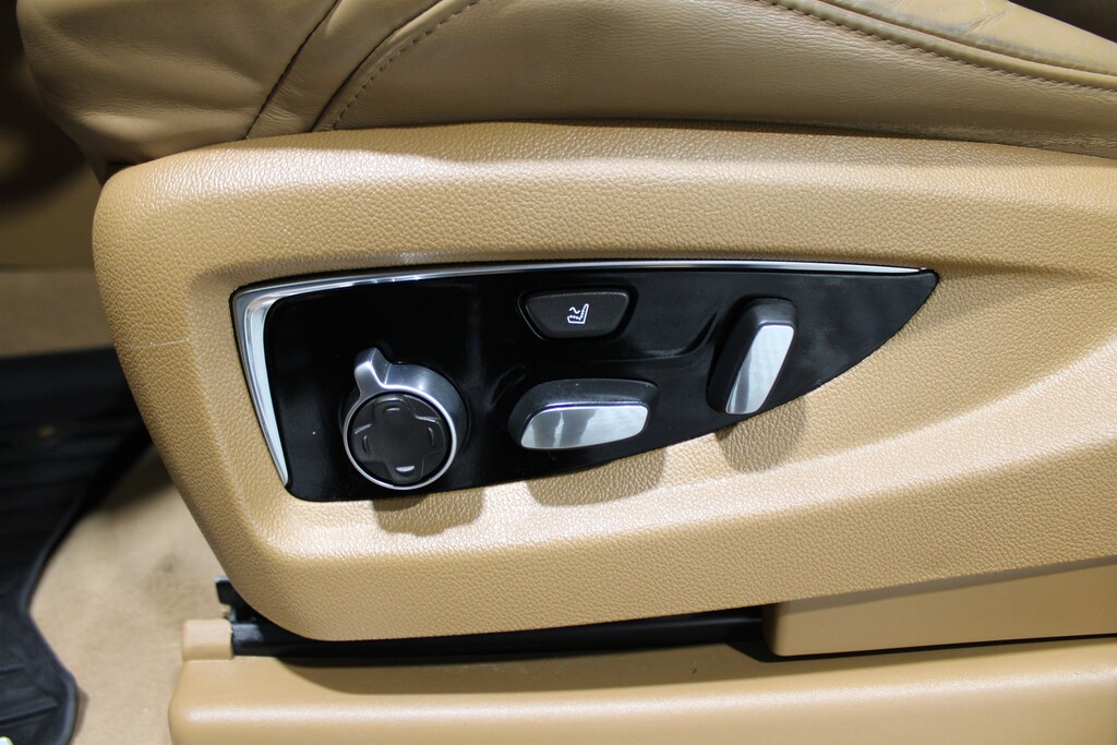 Used 2017 Cadillac Escalade Platinum SUV