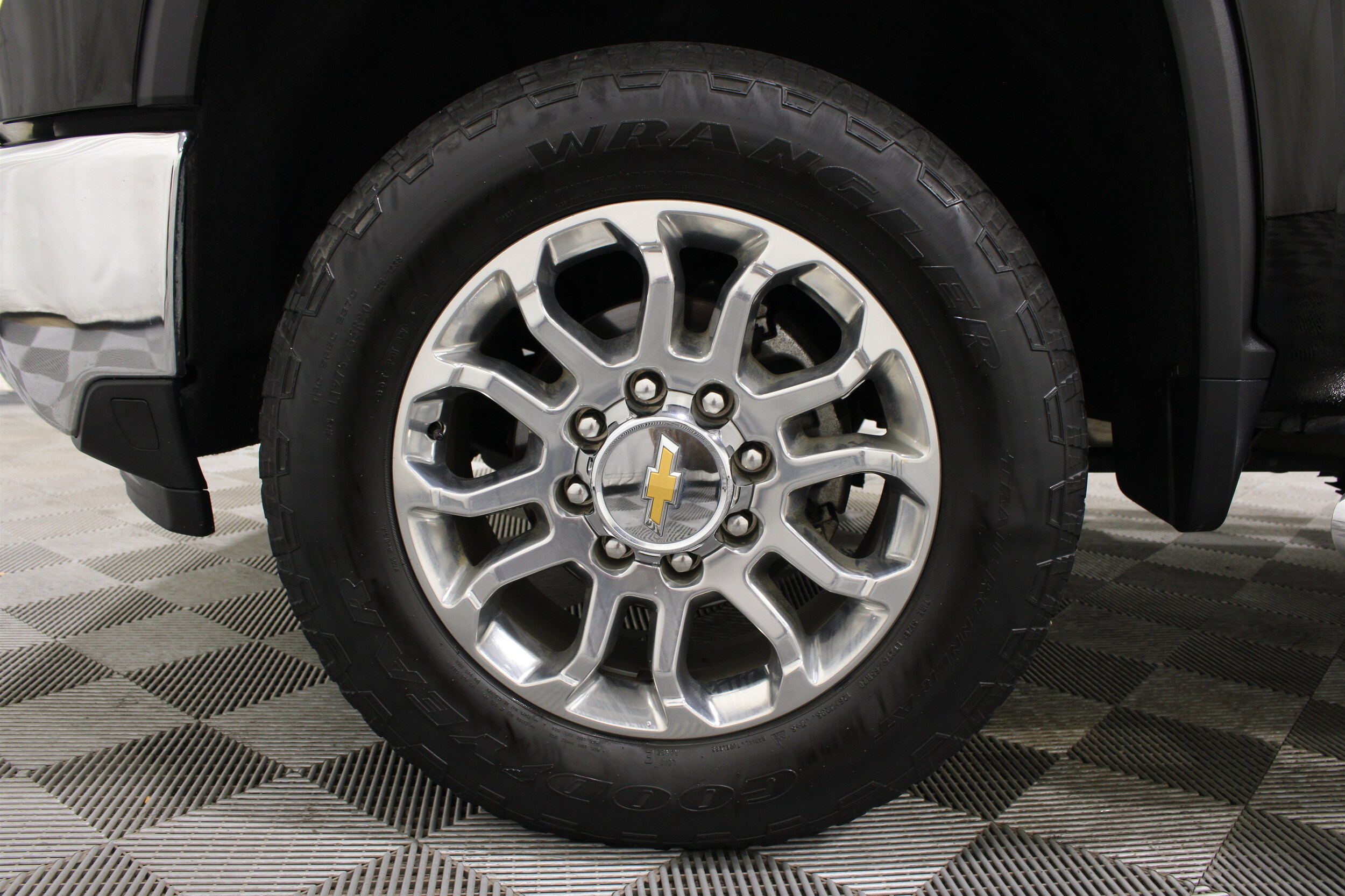 2024 Chevrolet Silverado 2500HD LTZ - Photo 34