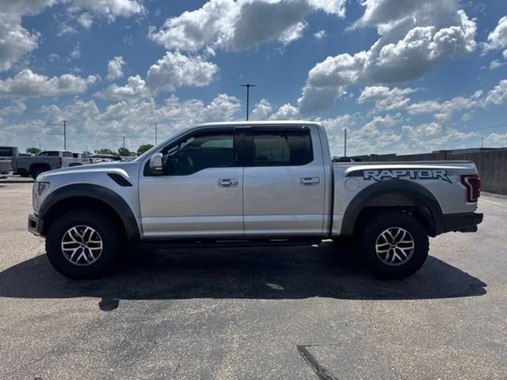 Used 2017 Ford F-150 Raptor Truck SuperCrew Cab