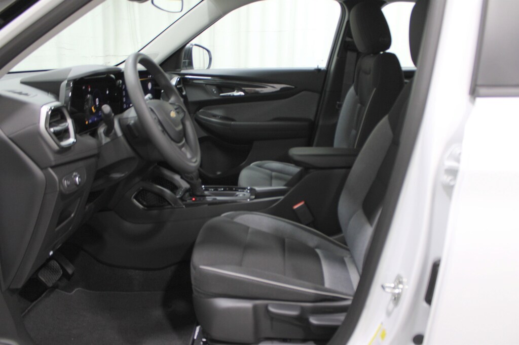 New 2026 Chevrolet Trailblazer LS Sport Utility