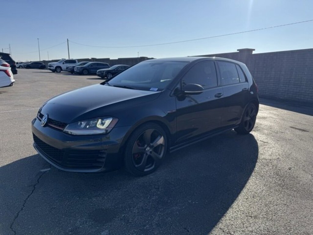 Used 2016 Volkswagen Golf GTI SE 4-Door Hatchback