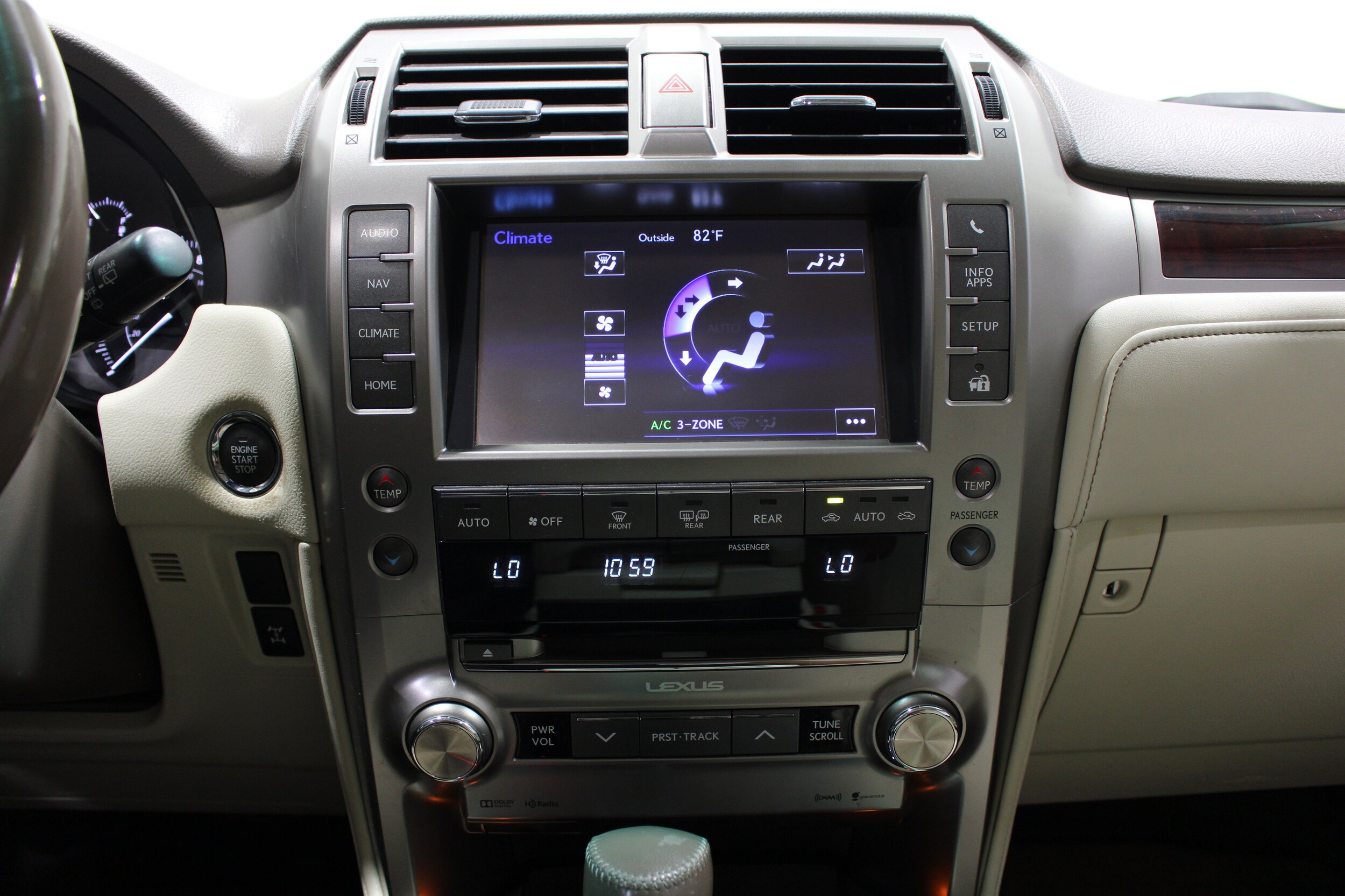 2017 Lexus GX Base - Photo 18