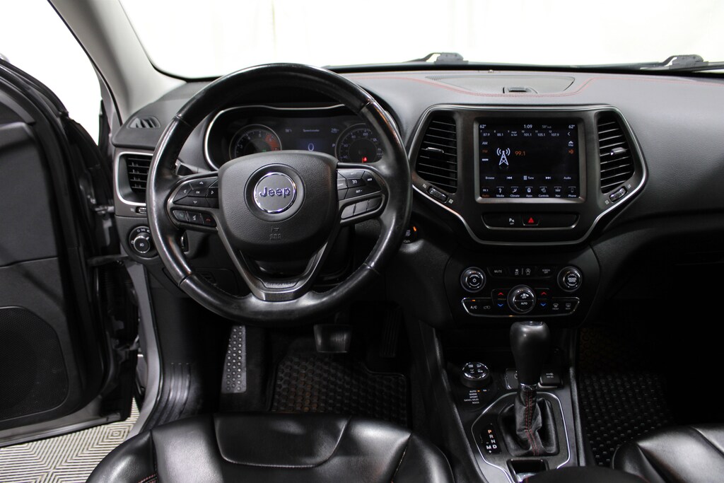 Used 2019 Jeep Cherokee Trailhawk 4x4 SUV