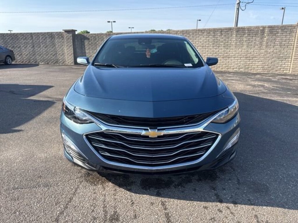 Used 2025 Chevrolet Malibu LS w/1LS Sedan