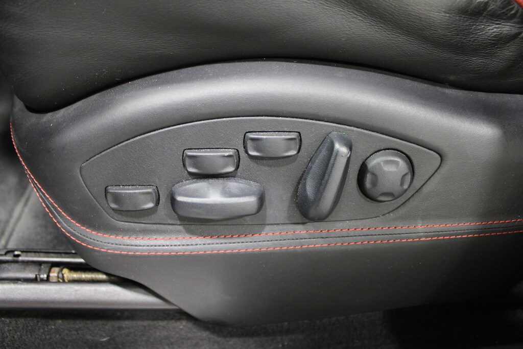 Used 2015 Porsche Macan Turbo SUV