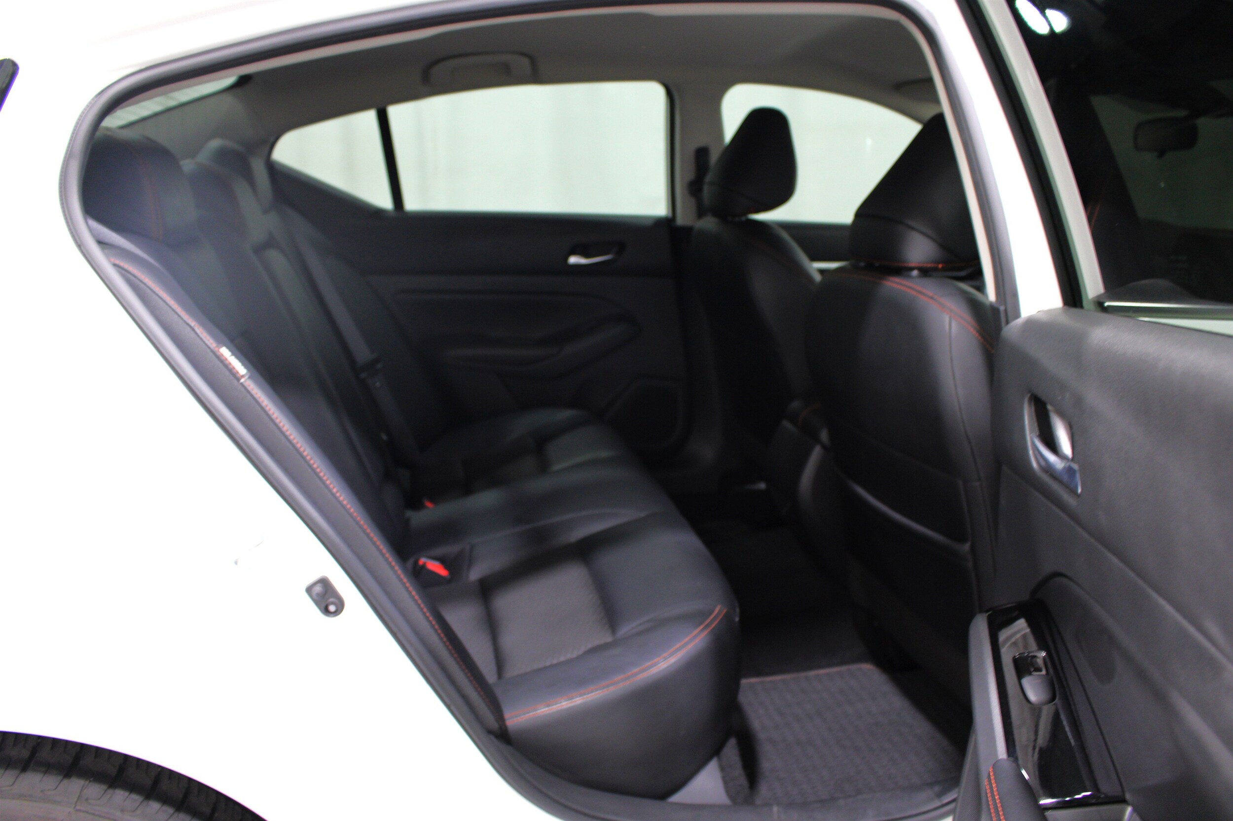 2023 Nissan Altima SR - Photo 21