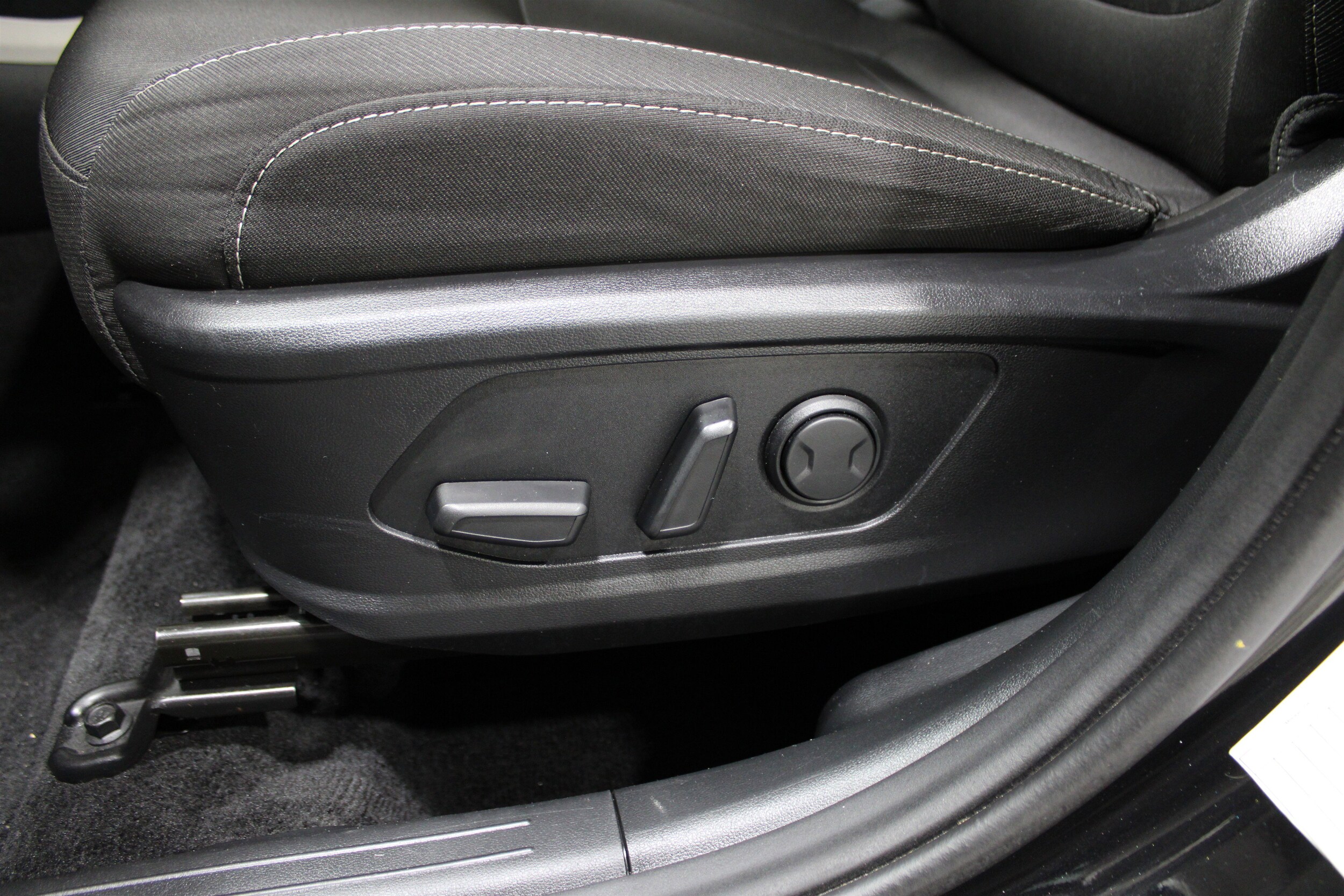 2024 Hyundai Tucson SEL photo 2