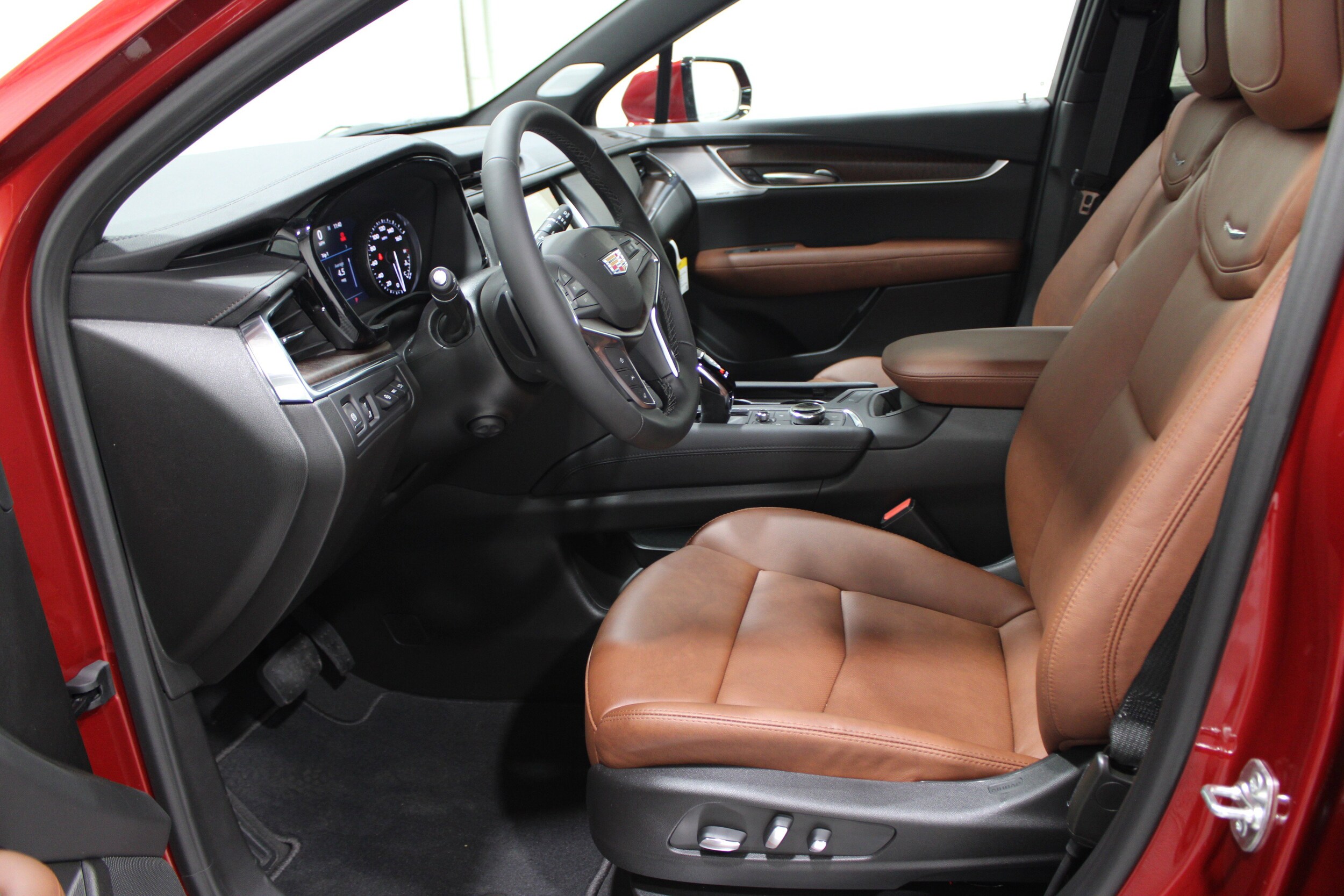 2025 Cadillac XT5 Premium Luxury photo 3