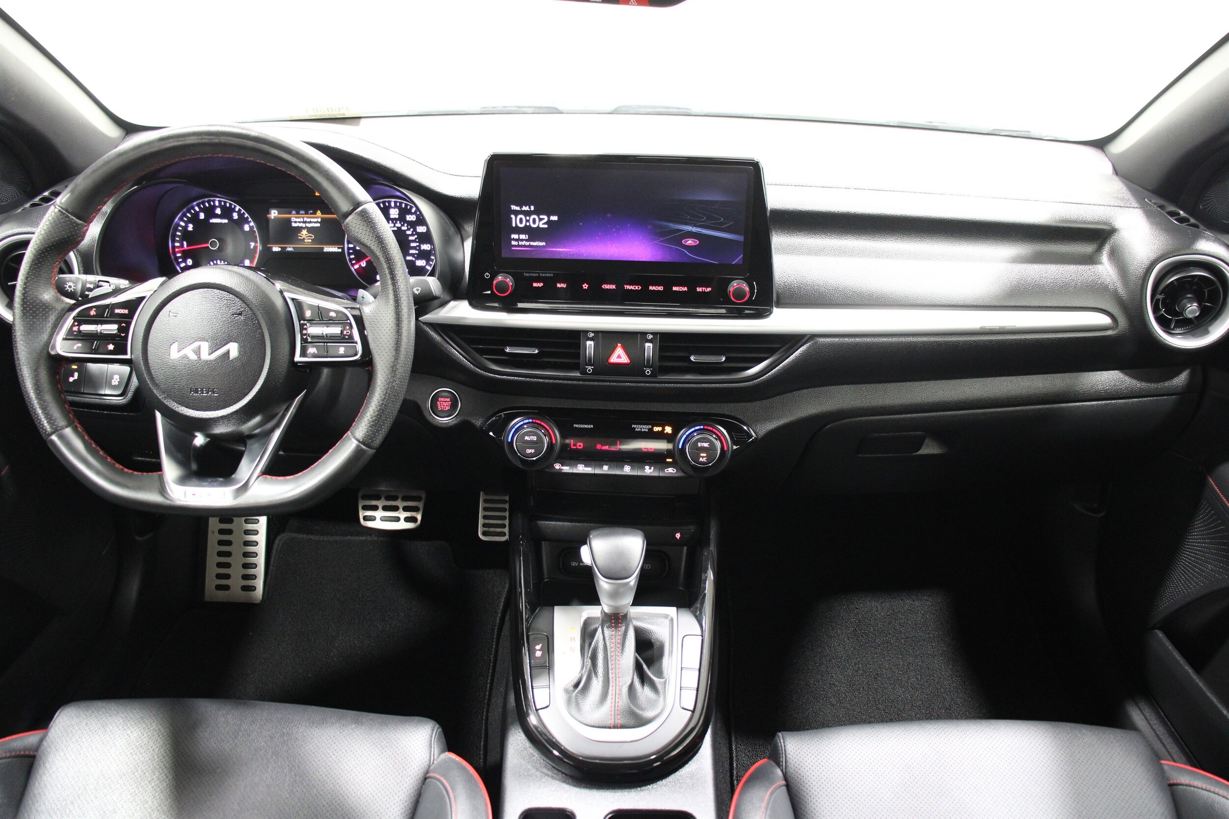 2023 Kia Forte GT photo 2