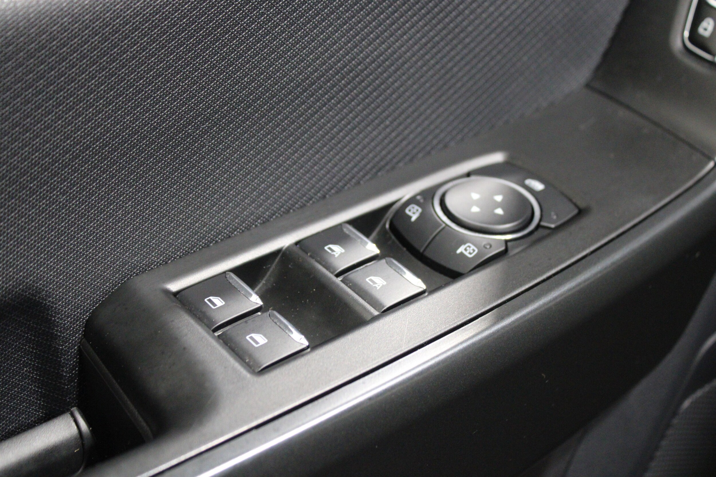 2024 Ford F-150 STX photo 4