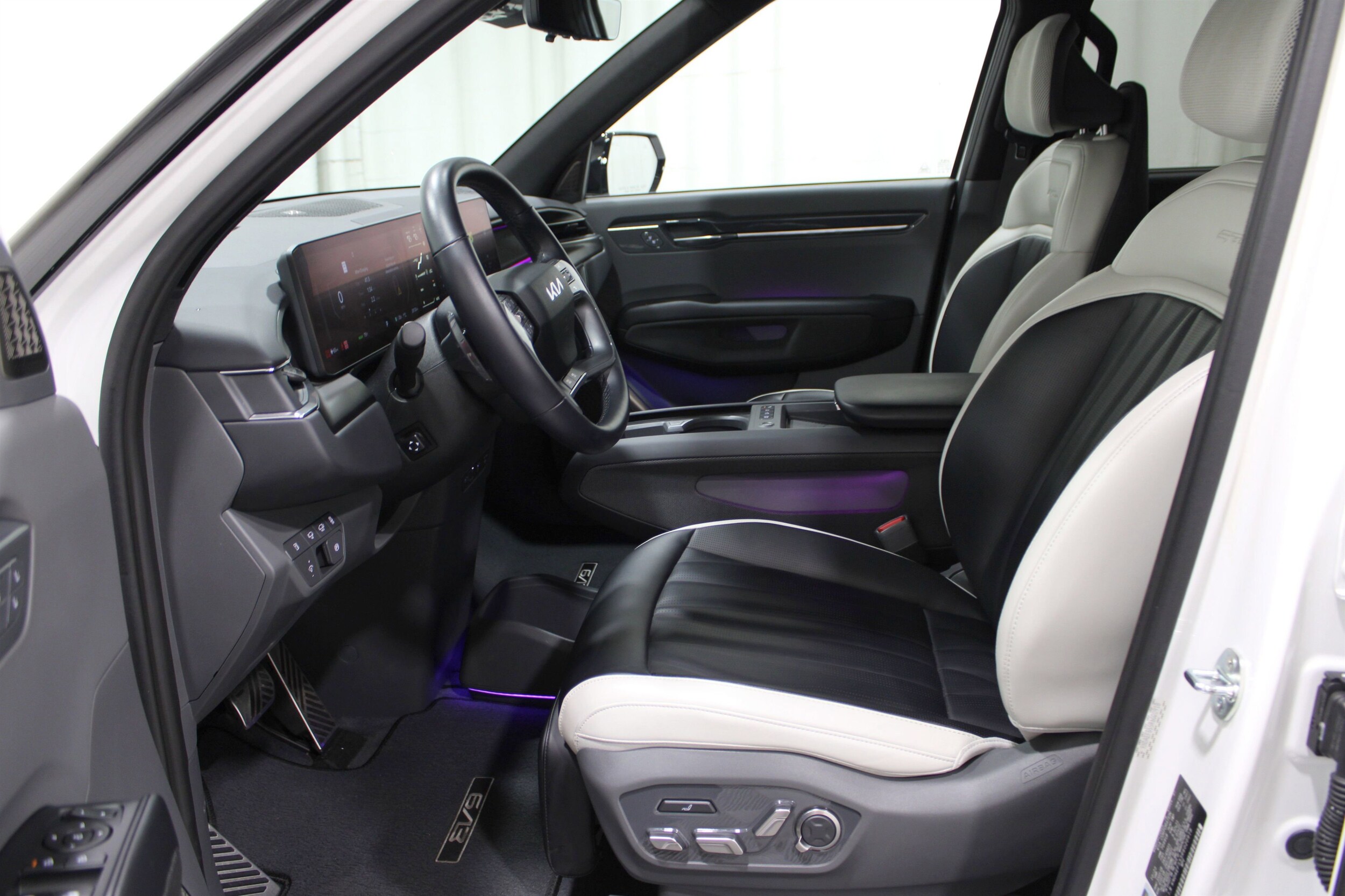 2024 Kia EV9 GT-Line photo 3