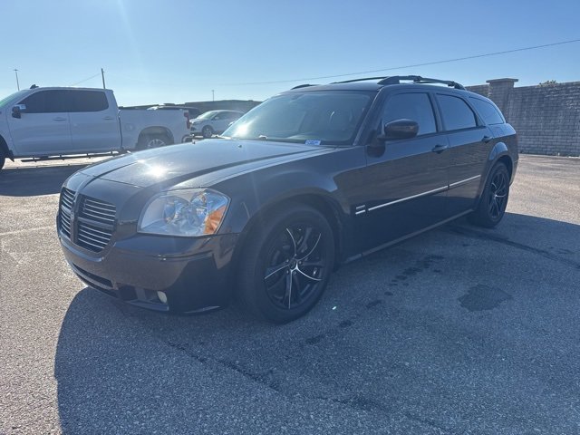 2005 Dodge Magnum RT photo 2