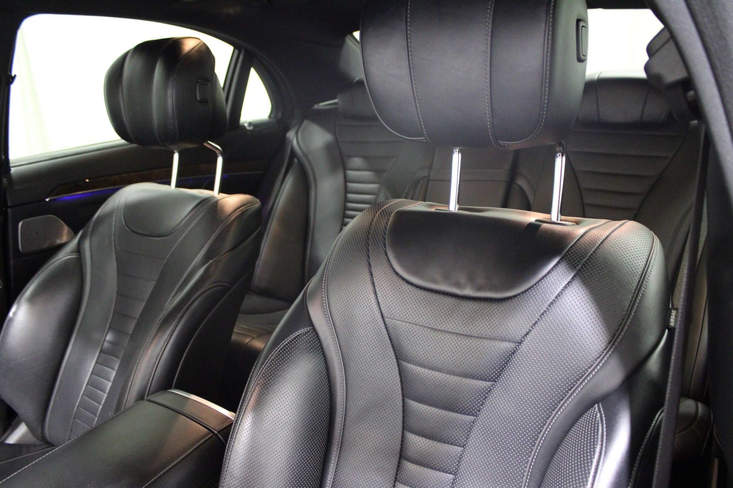 2019 Mercedes Benz S 560 4MATIC photo 4