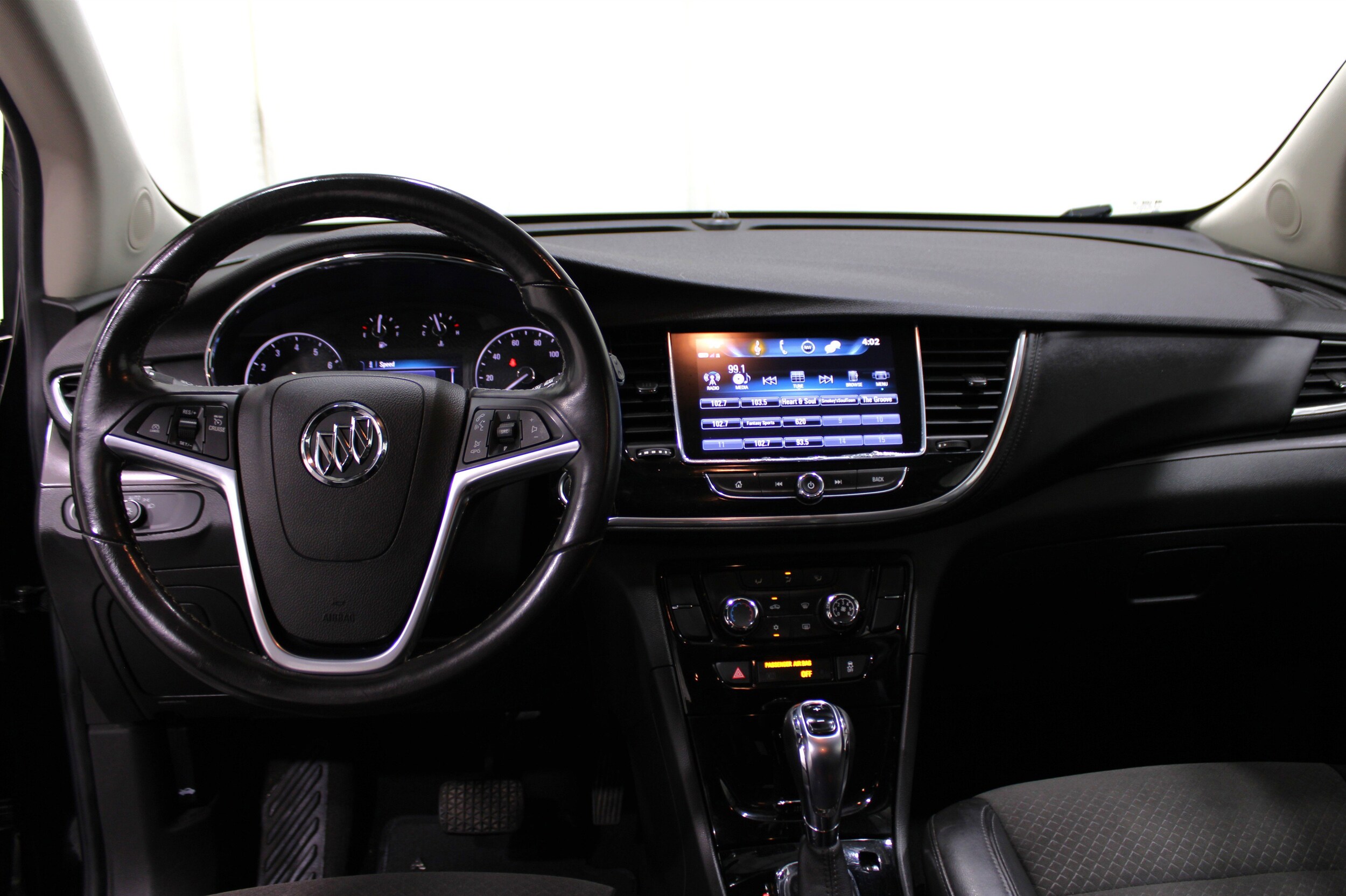 2019 Buick Encore Preferred photo 2