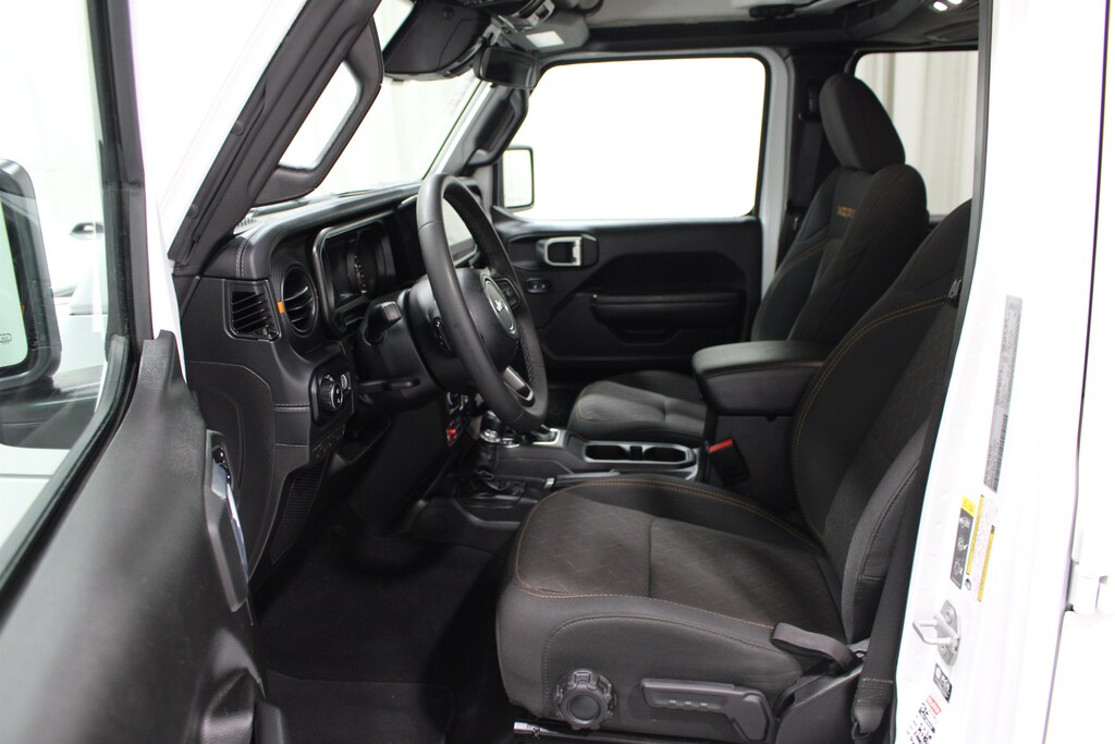 Used 2026 Jeep Gladiator Mojave Truck Crew Cab