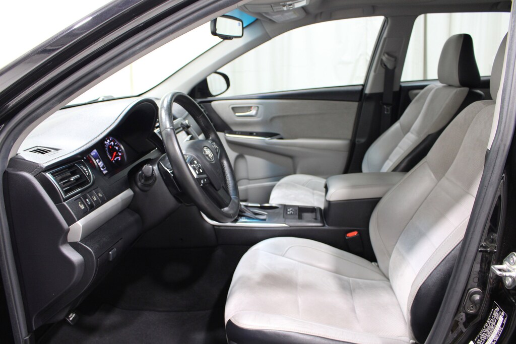 Used 2015 Toyota Camry XSE V6 Sedan