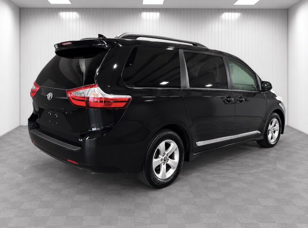 Used 2020 Toyota Sienna LE 7 Passenger Mobility Van