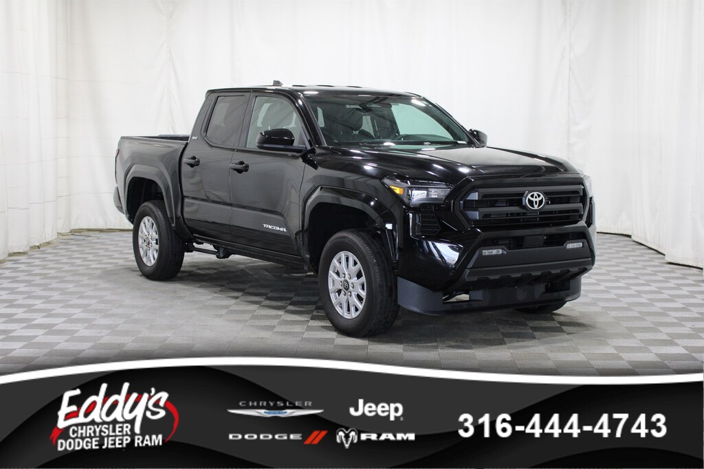 Used 2025 Toyota Tacoma SR5 Truck Double Cab