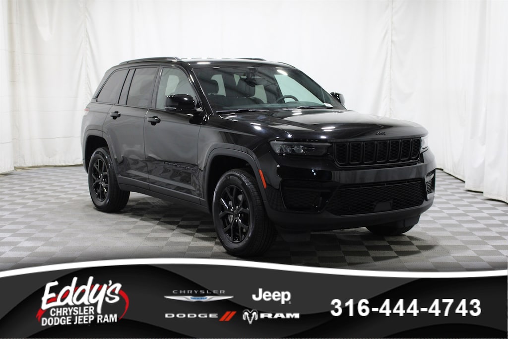 Used 2025 Jeep Grand Cherokee Laredo SUV