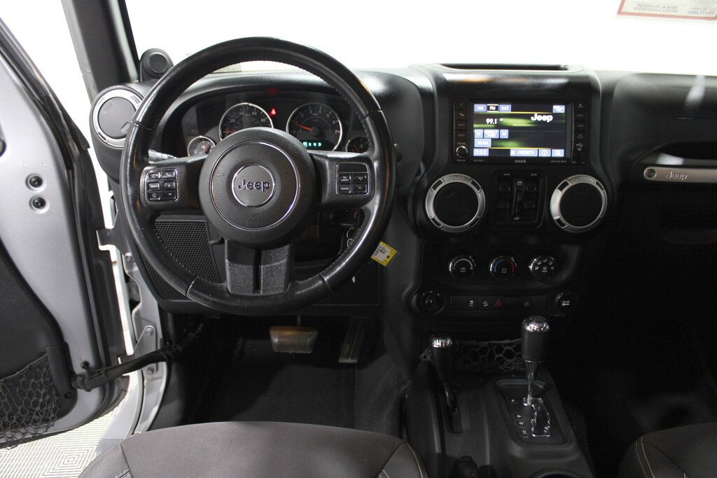 Used 2014 Jeep Wrangler Unlimited Sahara 4x4 SUV