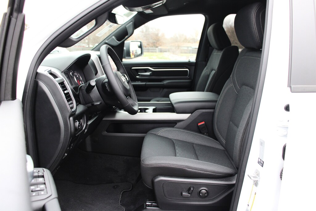 New 2026 Ram 1500 Big Horn/Lone Star Crew Cab Pickup