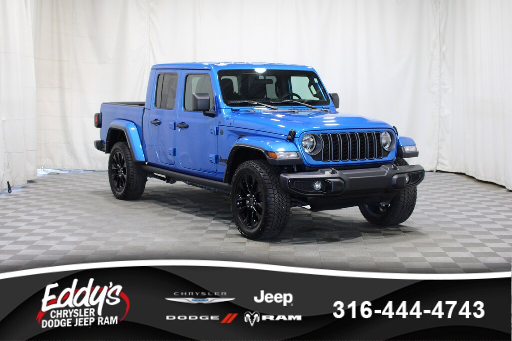 Used 2025 Jeep Gladiator Sport Truck Crew Cab