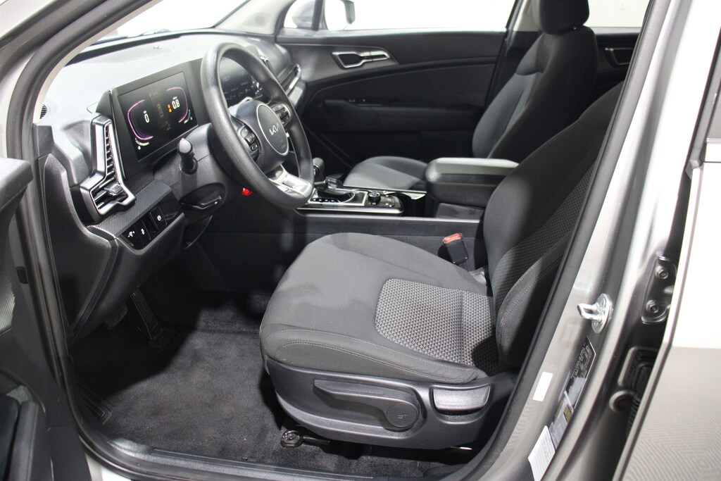 Used 2024 Kia Sportage LX SUV