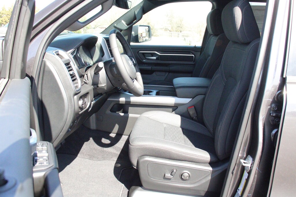 New 2026 Ram 1500 Big Horn/Lone Star Crew Cab Pickup