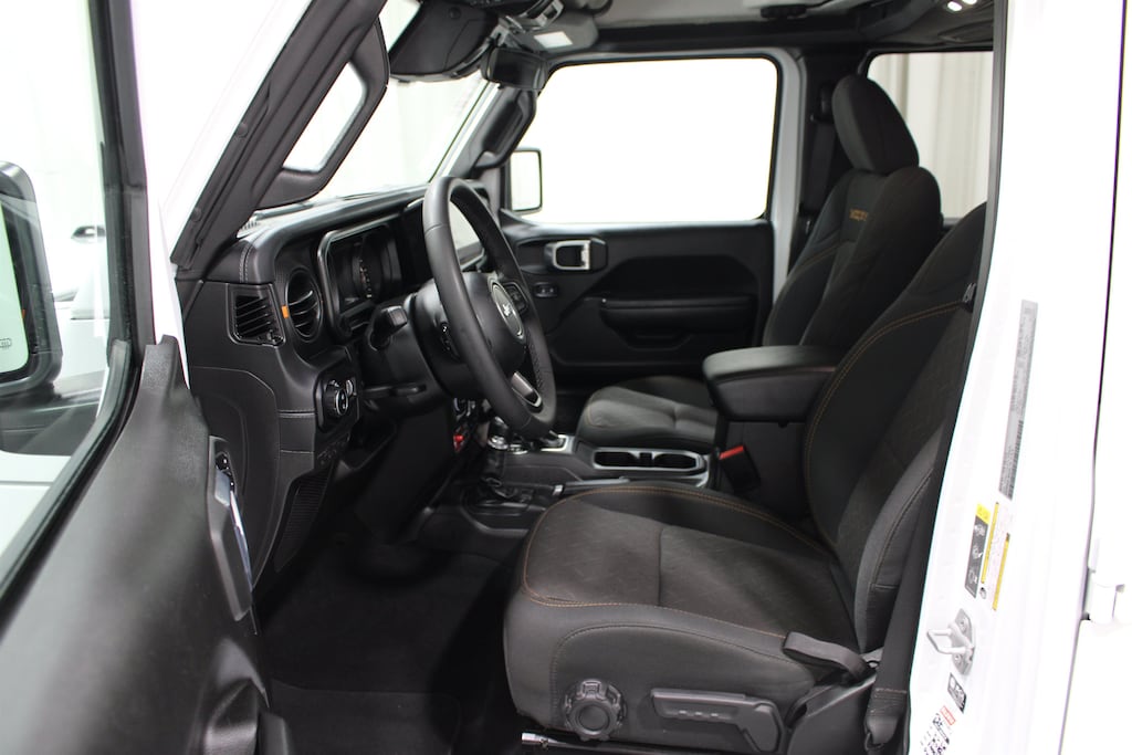 Used 2026 Jeep Gladiator Mojave Truck Crew Cab