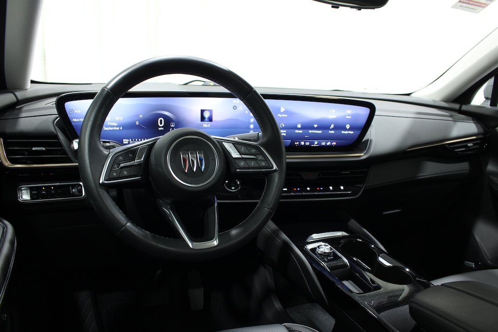 Used 2025 Buick Envision Avenir SUV